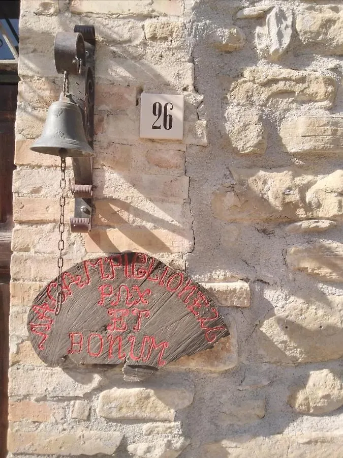 Agriturismo Il Grottino Farm stay Assisi
